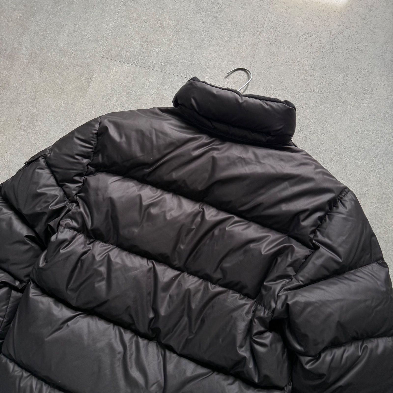 MONCLER モンクレール ダウンジャケット ブラック メンズアウター