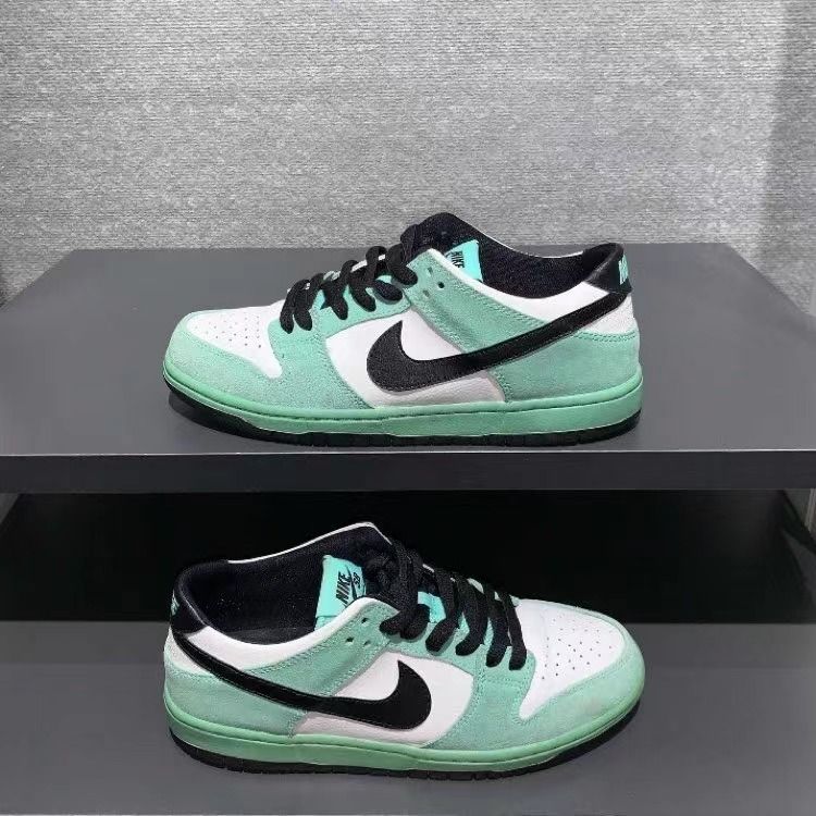 NIKE SB DUNK LOW PRO SEA CRYSTAL ナイキ SB ダンク ロー プロ シー クリスタル 819674-301 限定モデル NIKE  ナイキ スニーカー - メルカリ