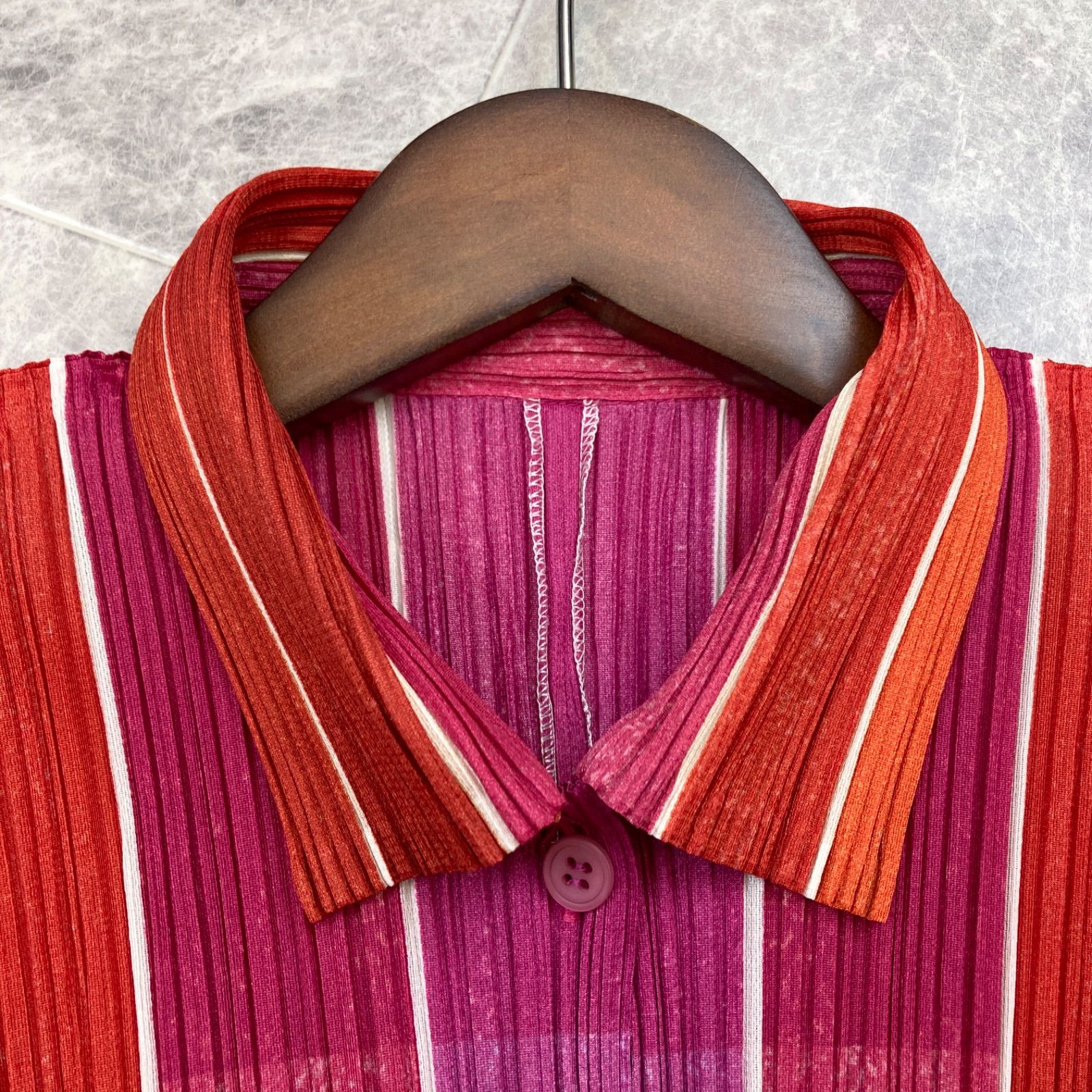 ま*こ様 PLEATS PLEASE ストライプ長袖シャツ　サイズ3 ✨美品✨ PLEATS PLEASE プリーツプリーズ 長袖 ストライプ
