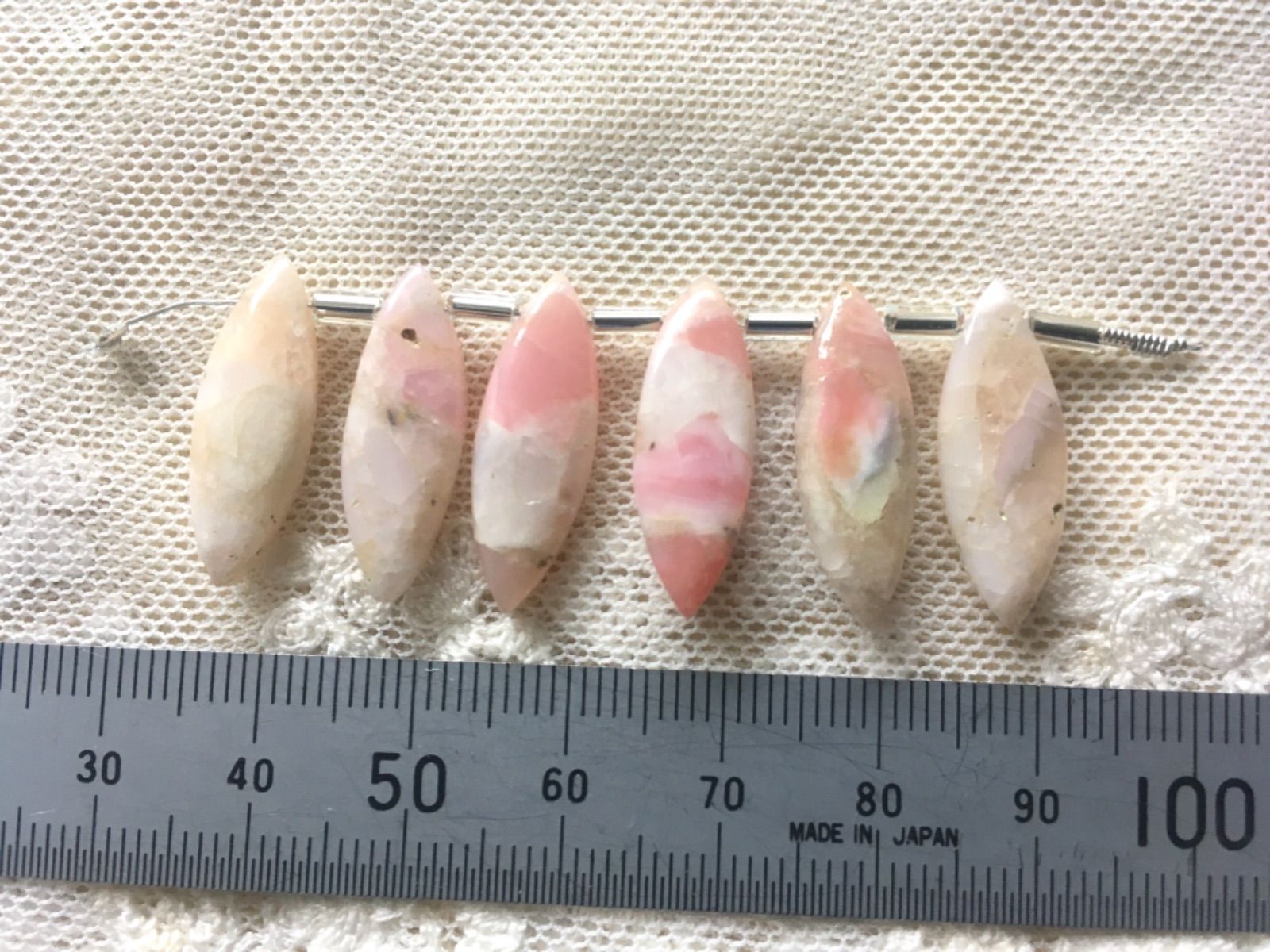 天然石ビーズ ピンクオパールモルガナイトモハべ
