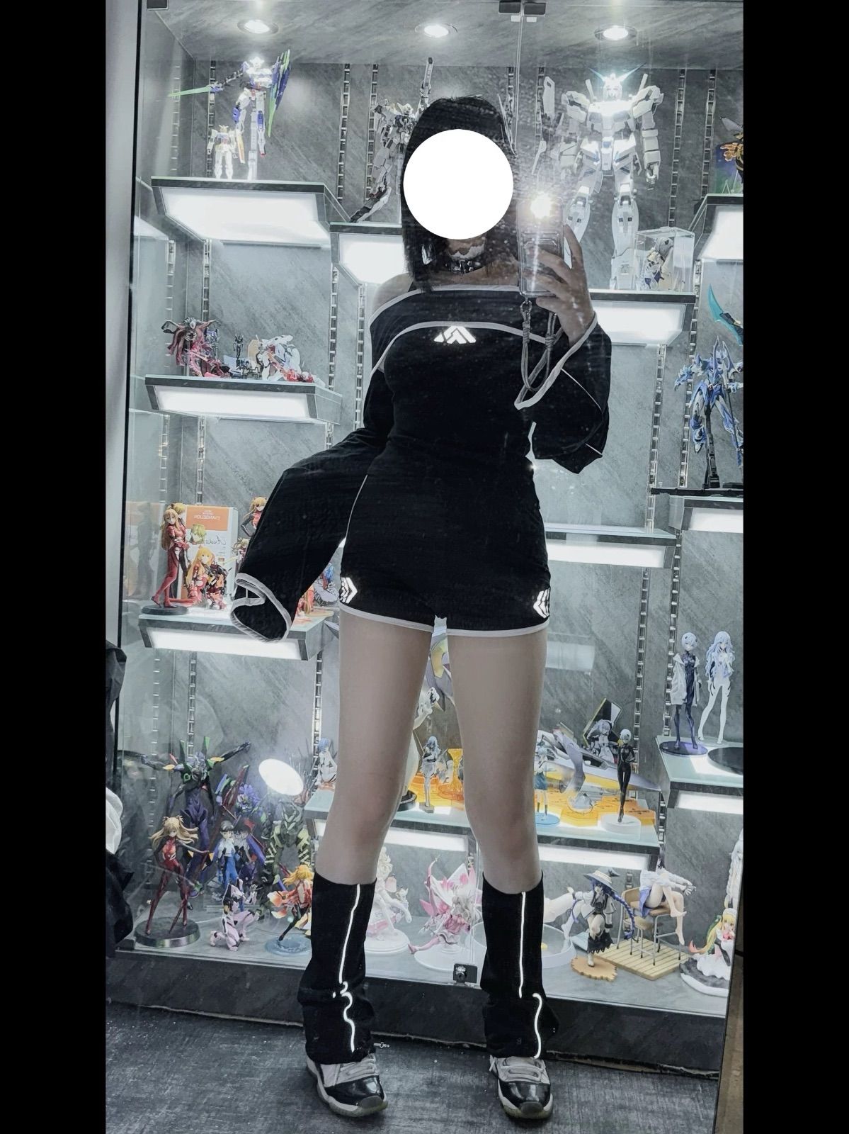 サイバー風 セットアップ 上下セット 闇かわいい 地雷系 黒×水色 コスプレ風 衣装 フ 袖 ショートパンツ 近未来系 ファッション ライブ撮影用 イベント用 病みかわ 原宿系 サブカル ファッション スポーティー