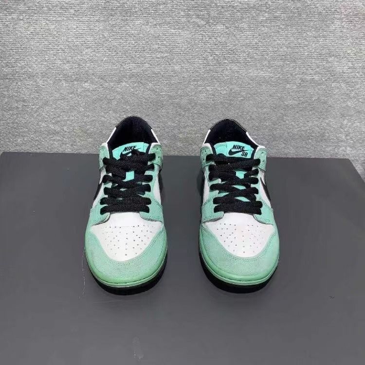 NIKE SB DUNK LOW PRO SEA CRYSTAL ナイキ SB ダンク ロー プロ シー クリスタル 819674-301 限定モデル NIKE  ナイキ スニーカー - メルカリ