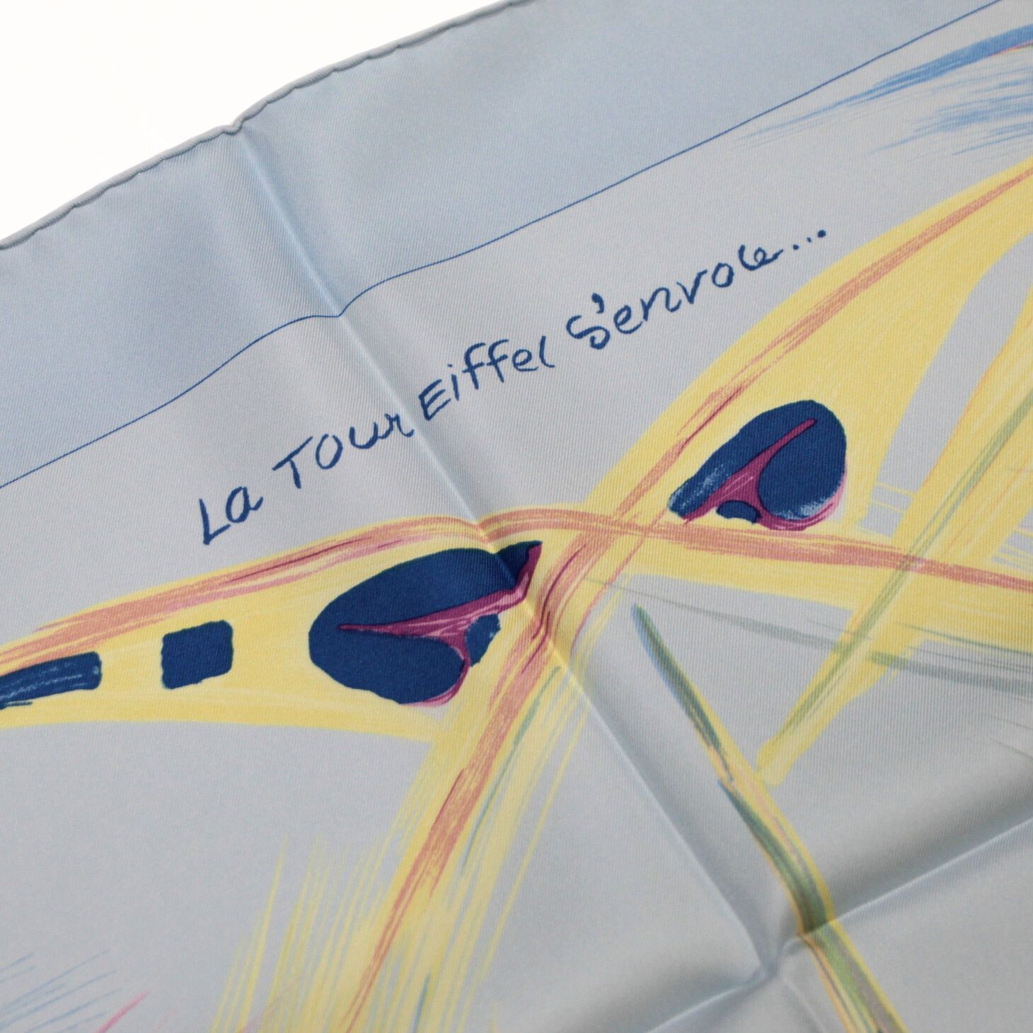 エルメス スカーフ エッフェル塔 La Tour Eiffel S’envole Hermès Silk Carré 45 'La Tour Eiffel S'Envole Scarf