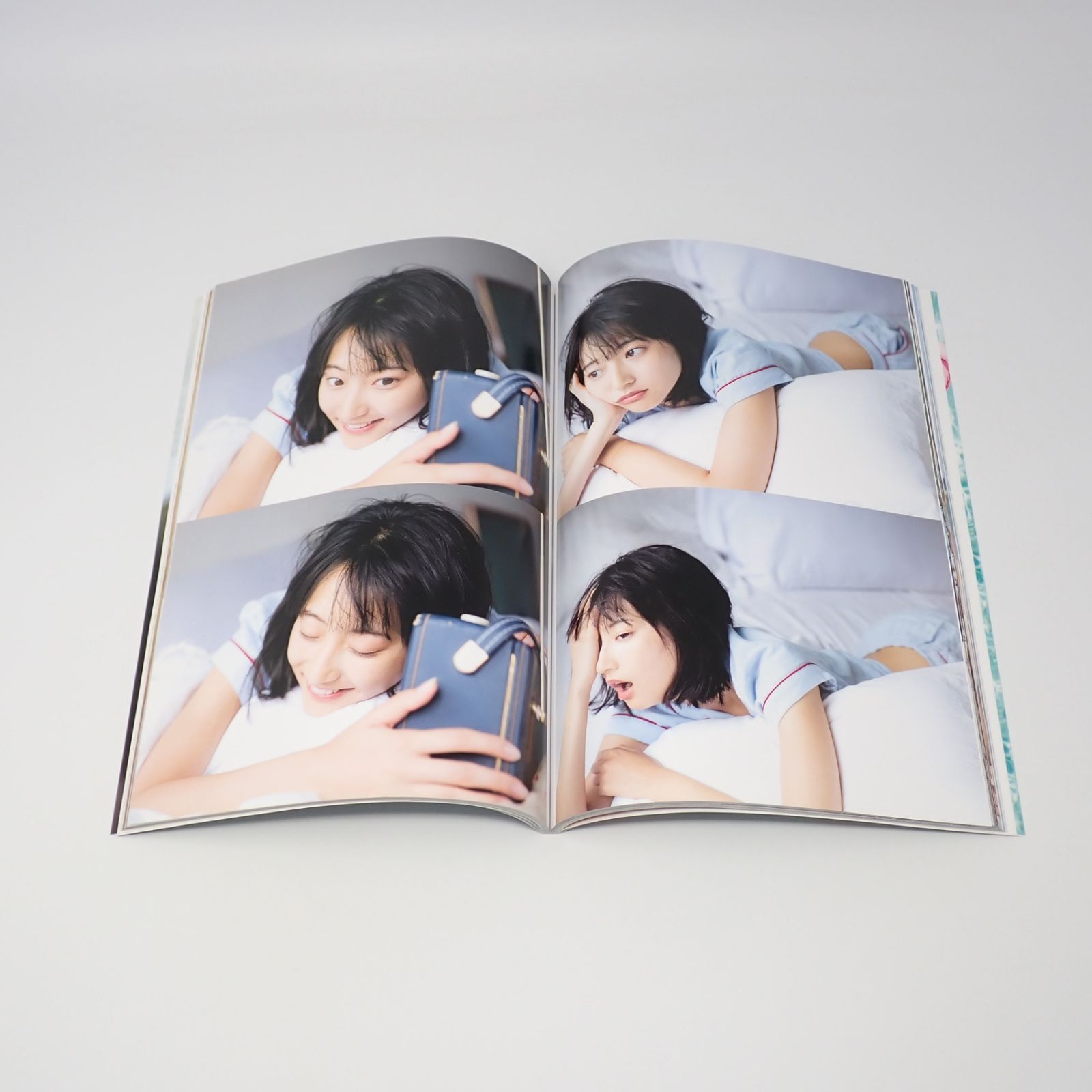 武田玲奈サイン入りチェキSAUNA BROS [当選品]