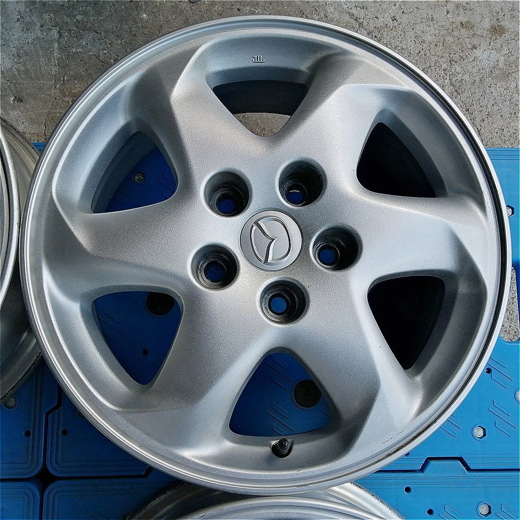 純正アルミ 16x6J