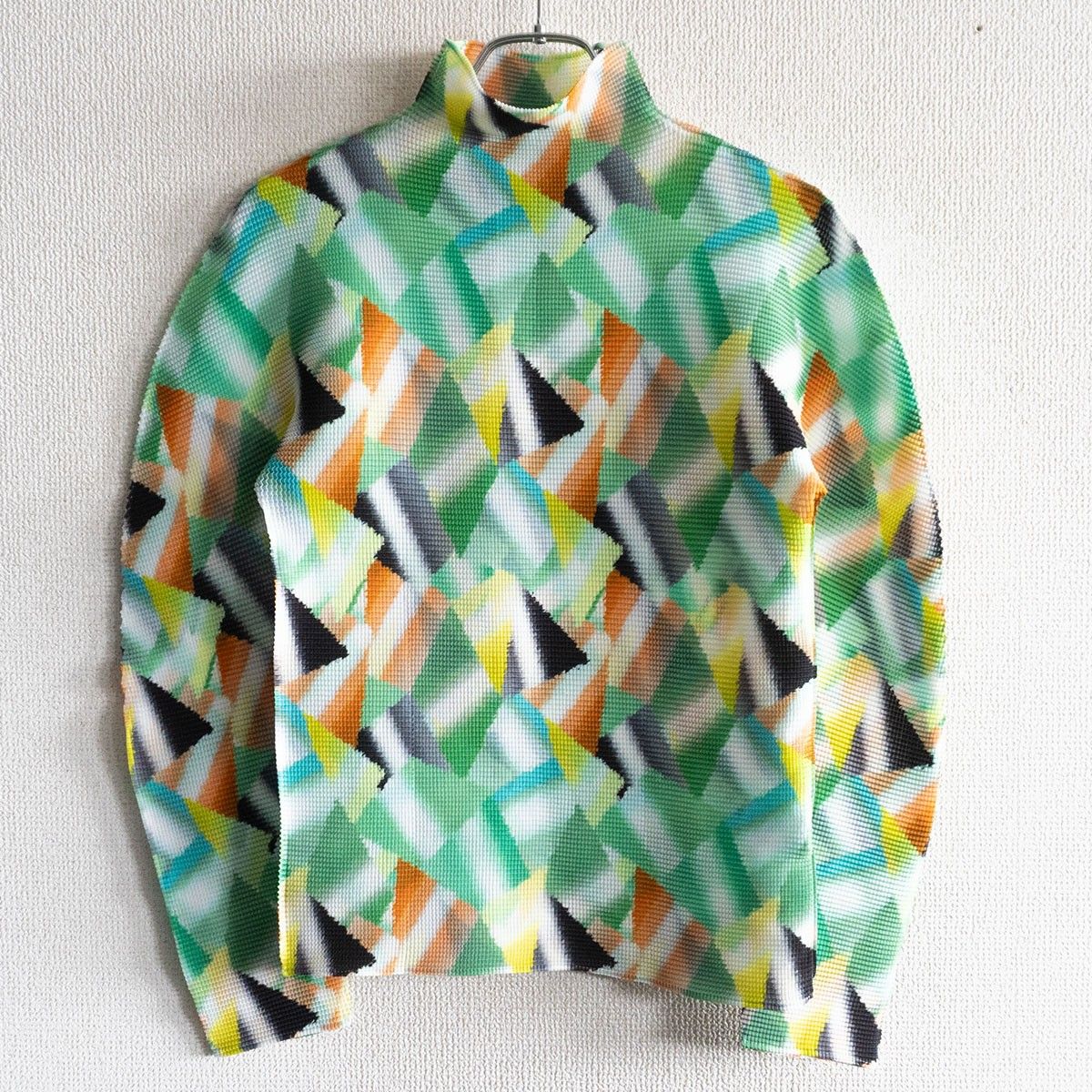 美品】 me ISSEY MIYAKE【幾何学柄プリント ワッフルプリーツ 