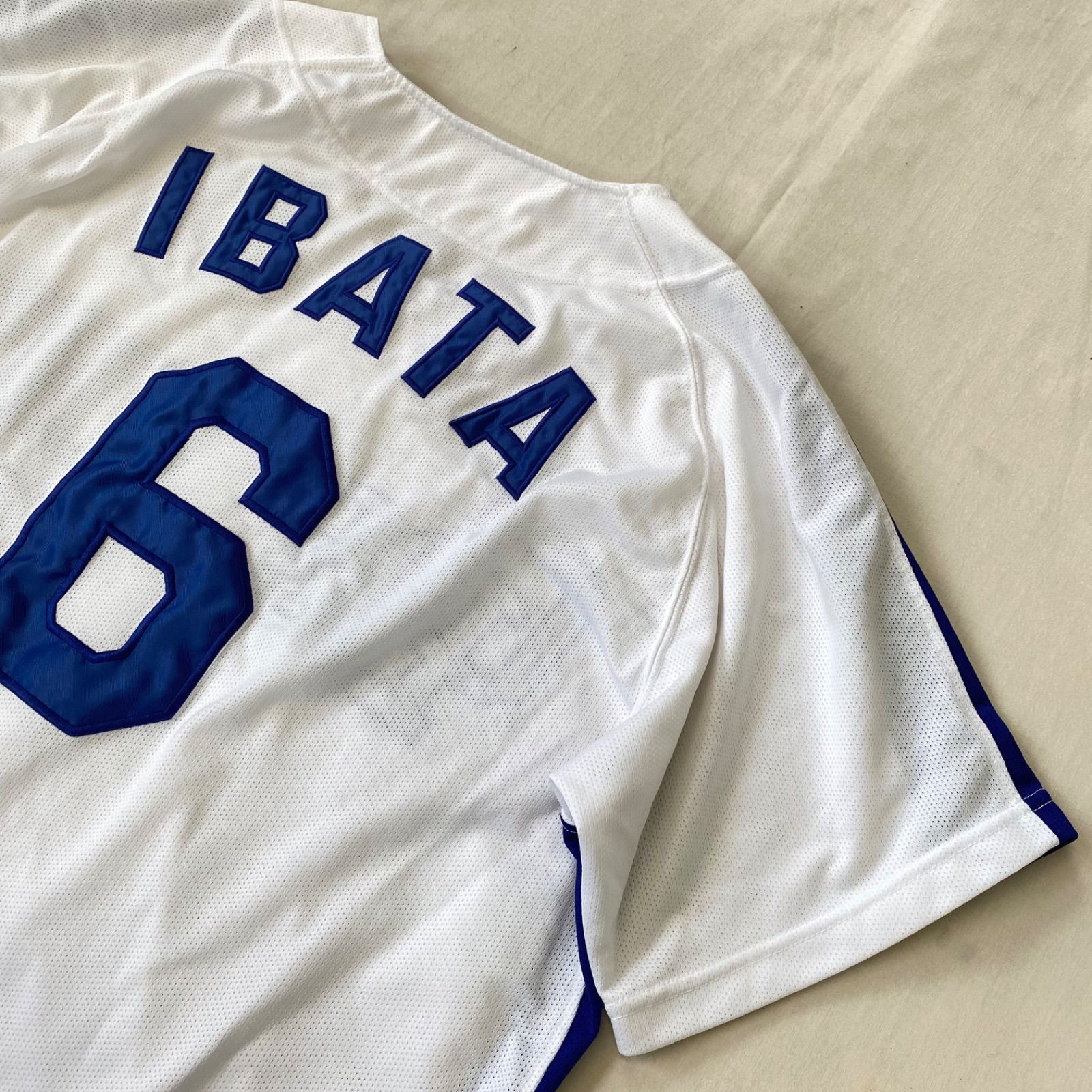 【新品未使用】中日ドラゴンズ 井端弘和 6 ユニフォーム プロモデル ホーム 中日ドラゴンズ - 中日ドラゴンズ 井端弘和 ユニフォーム 6番