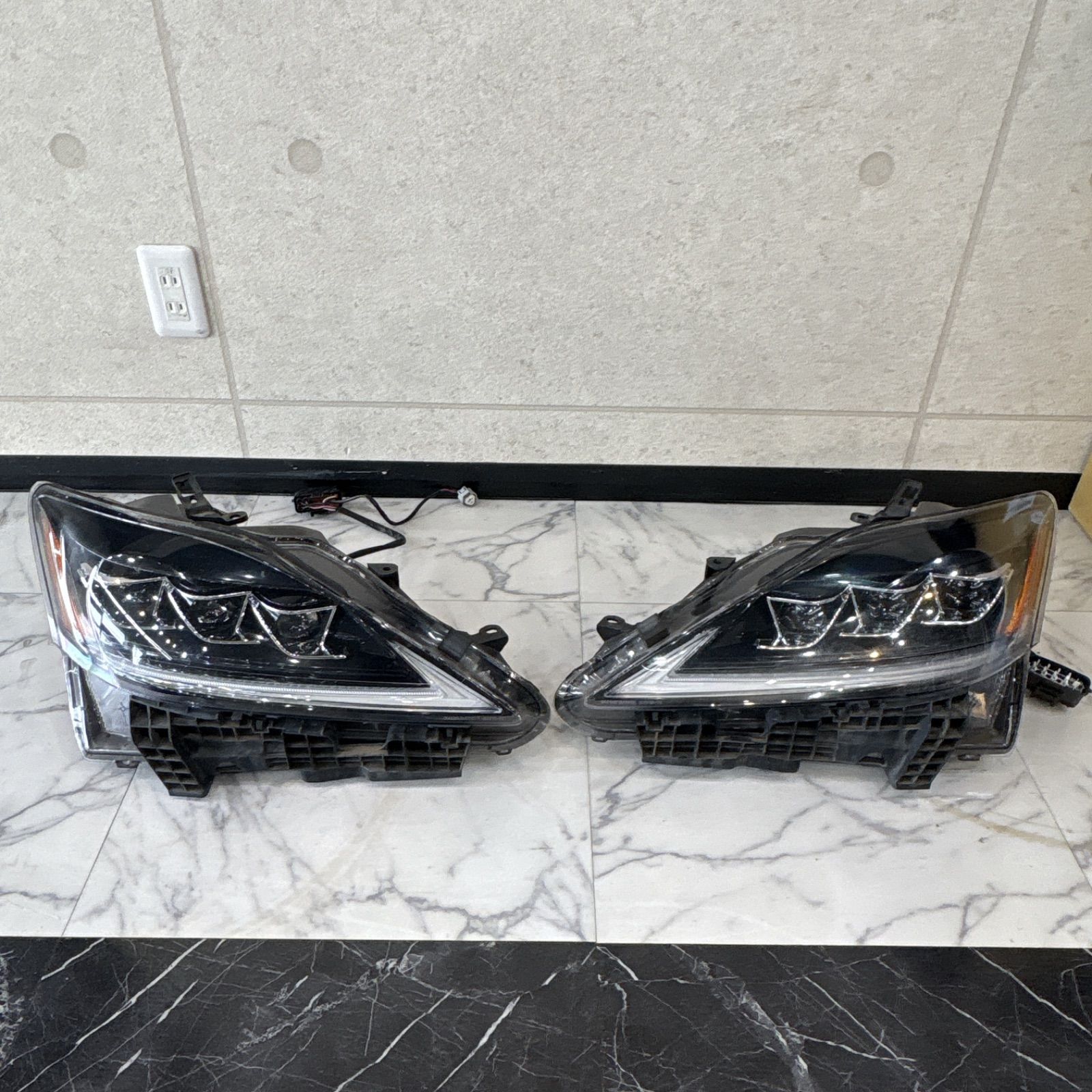 レクサス IS 左右 ヘッドライトセット GSE20 LEXUS シーケンシャル