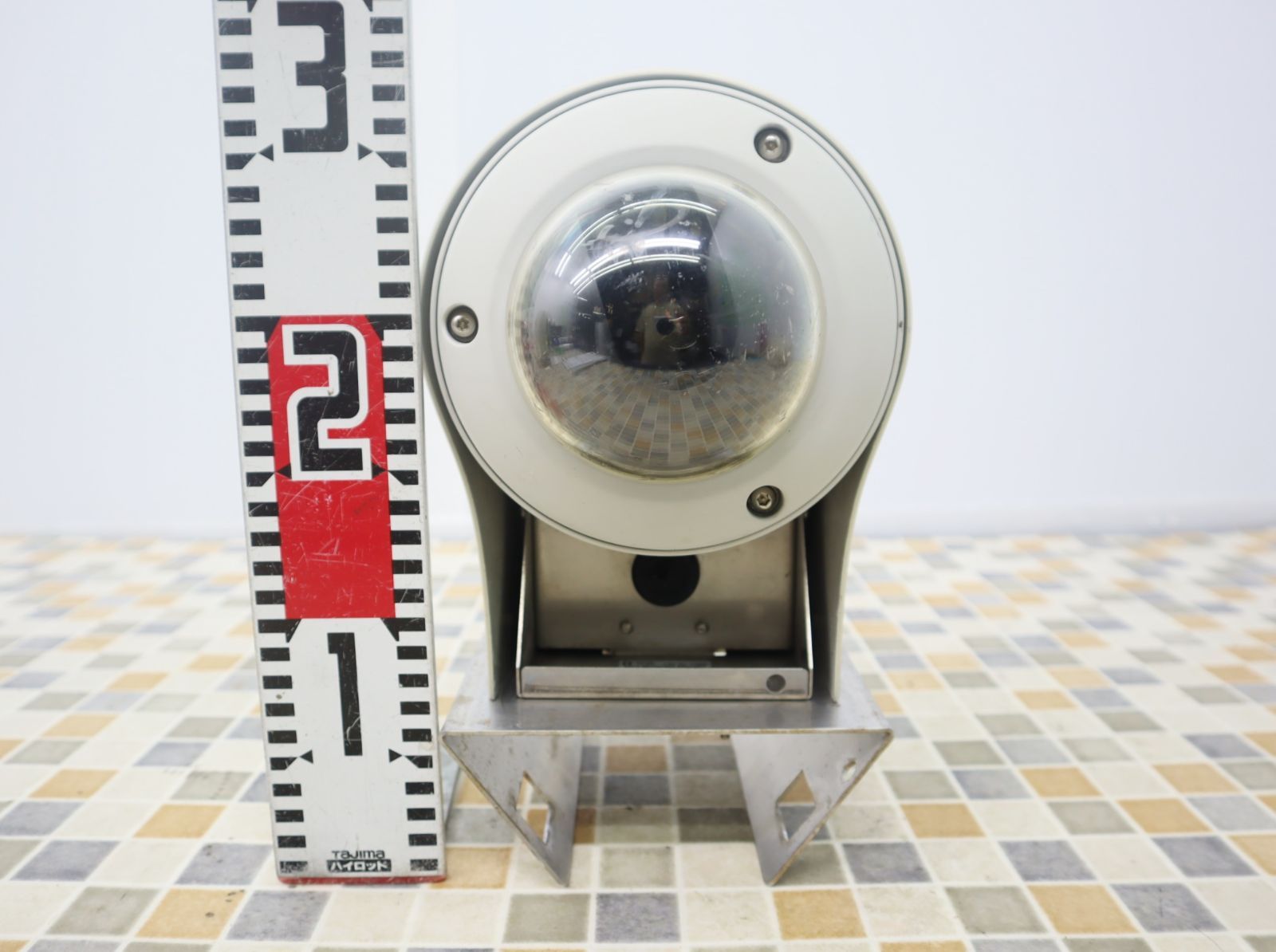 未使用 TOA 屋外ドーム型デイナイトカメラ C-CV850D-3