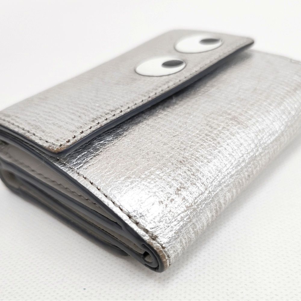 三つ折り財布 シルバー