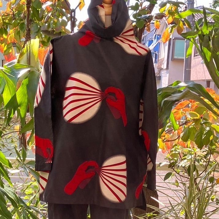 アフリカ布 黒 スプレー柄 ハイネック チュニック シャツ - メルカリ