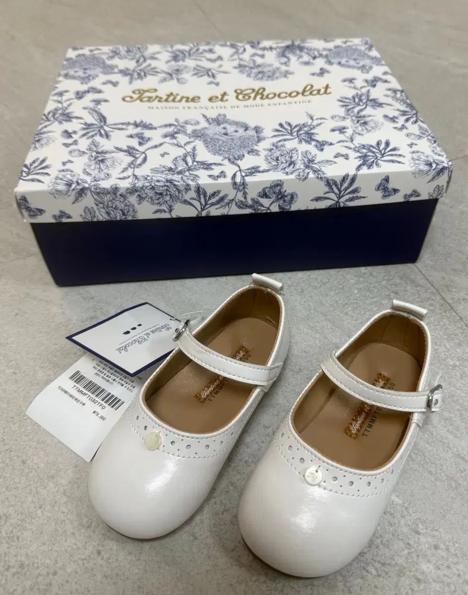 タルティーヌチョコレート メアリー ジェーン 靴 150 白