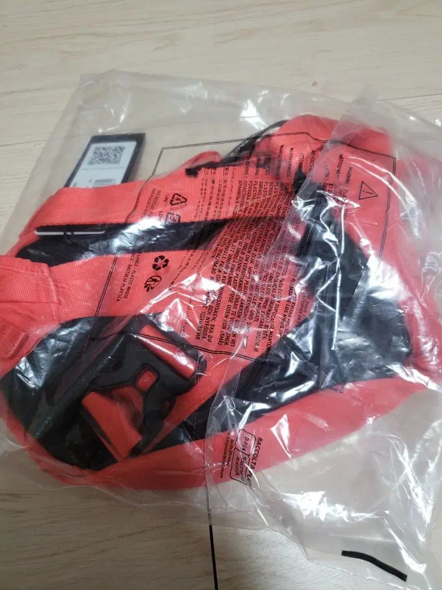 新品 CP COMPANY ナイロン B クロスボディバッグ PACK バッグ CP