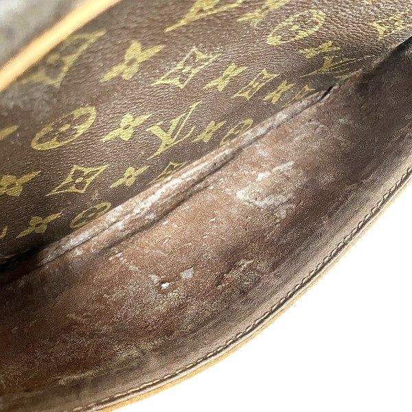 Vuitton モノグラム