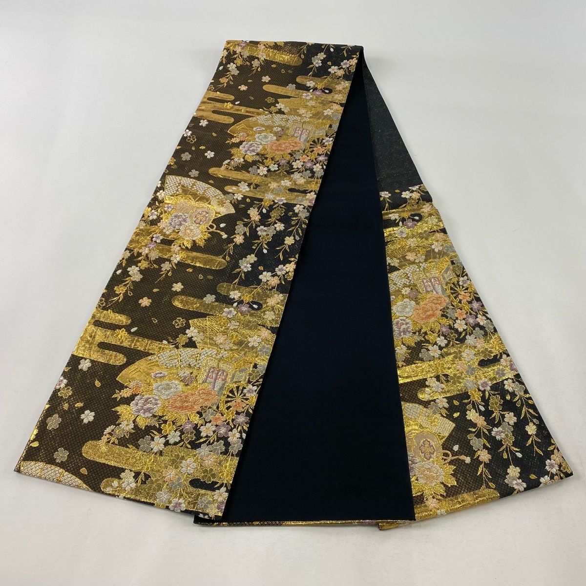 袋帯 秀品 桧扇 桜 金銀糸 箔 墨色 六通 正絹 【中古】 - メルカリ