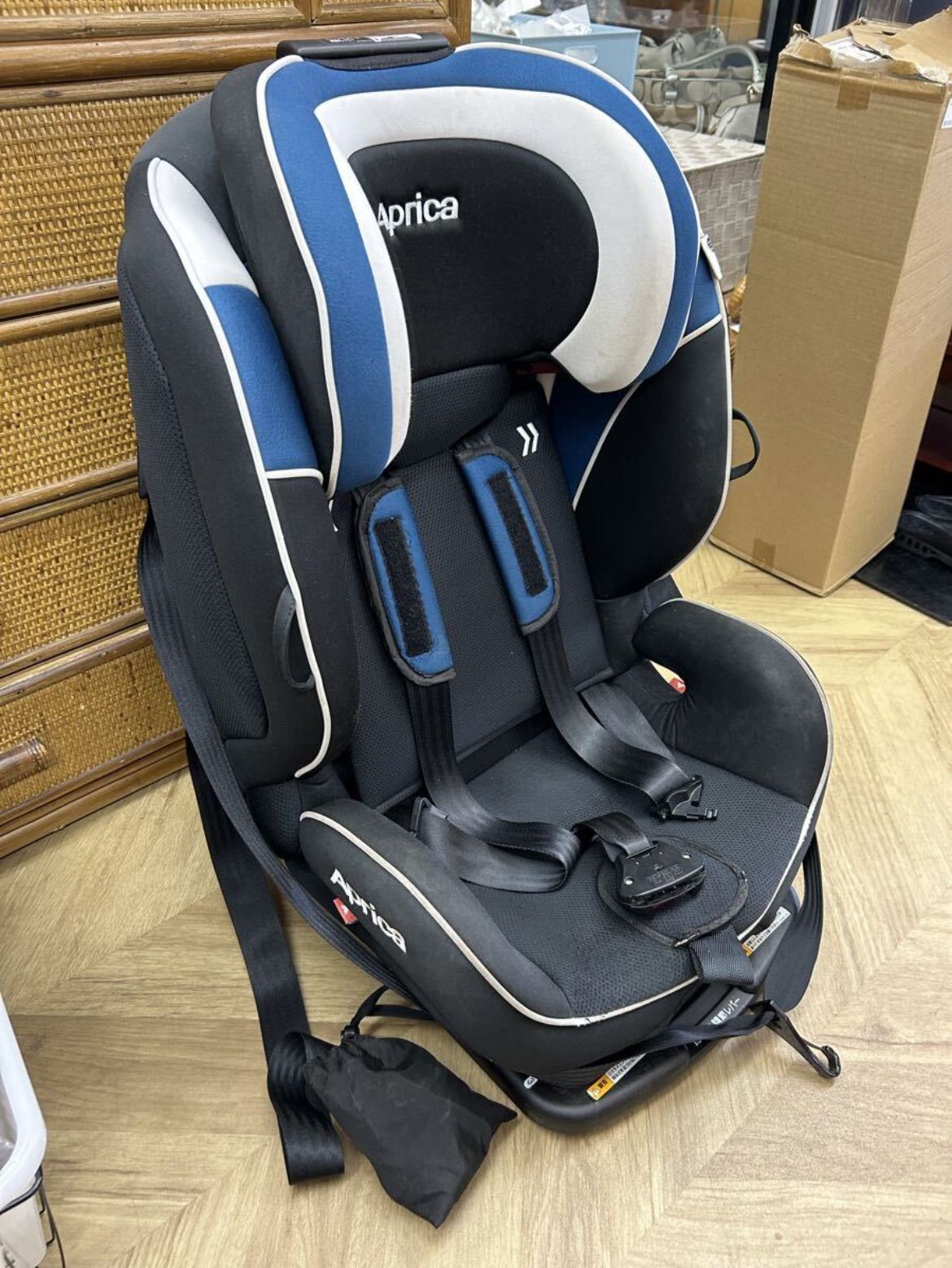 form fit ジュニアシート アップリカ フォームフィット ネクスト 