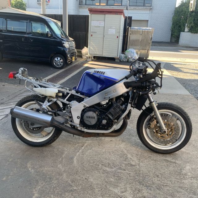 FZR1000 YAMAHA 純正 ヤマハ アンダーステム : ステム 三又 アンダー