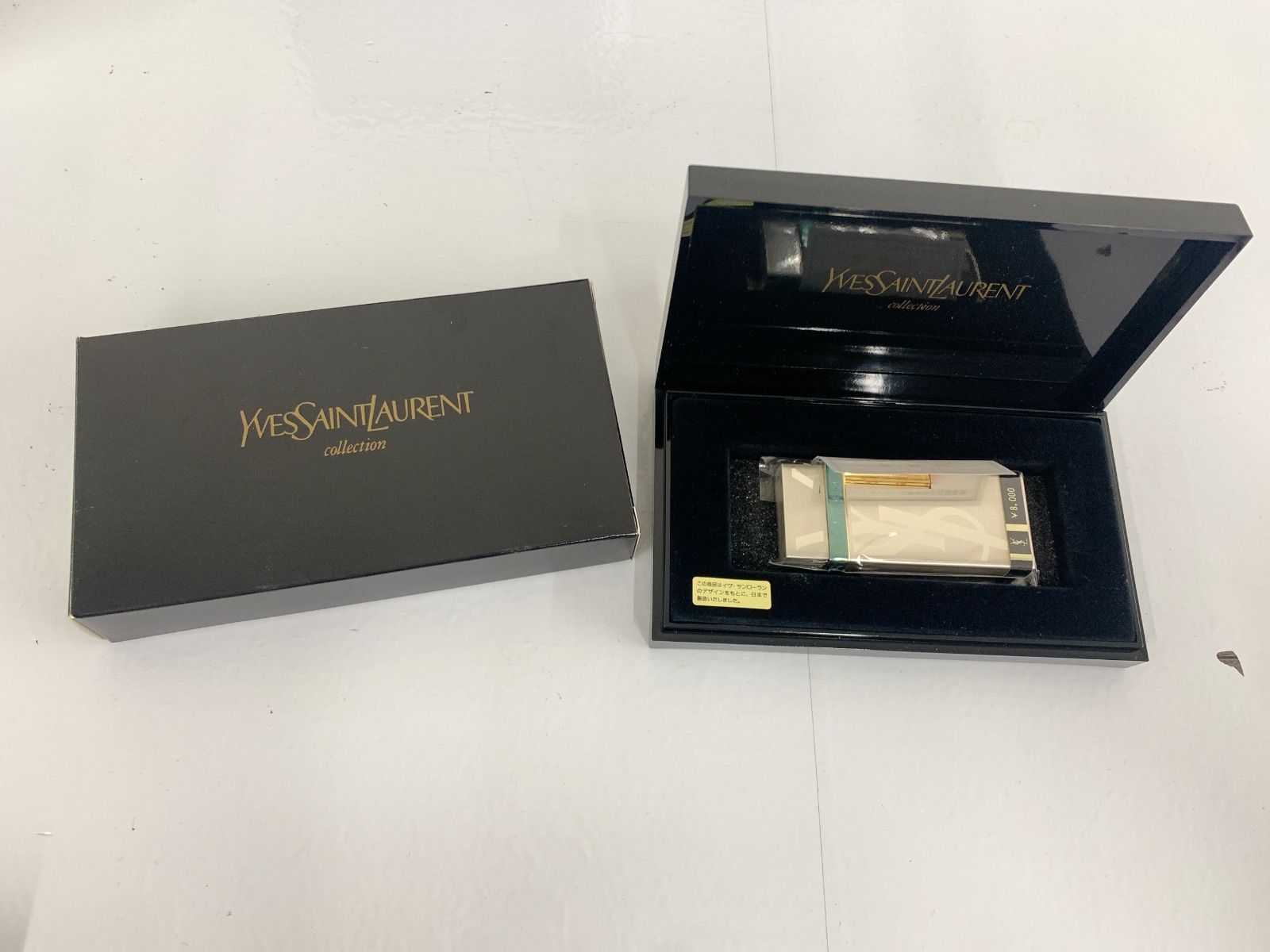 22-23 YSL イヴ・サンローラン ガスライター シルバー YS-8 22-23 YSL イヴ・サンローラン ガスライター シルバー YS-8