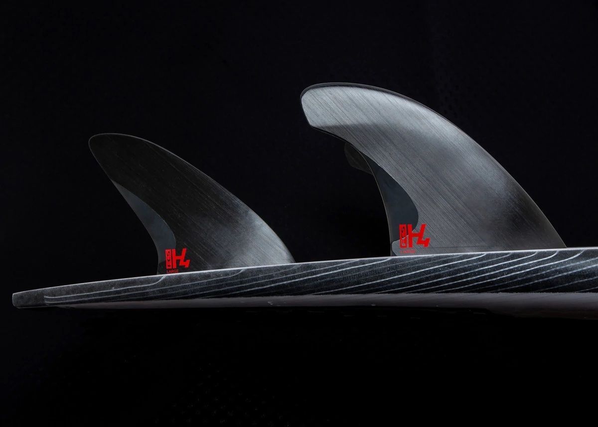 FCS2 H4 トライフィン S,M,L カーボン素材