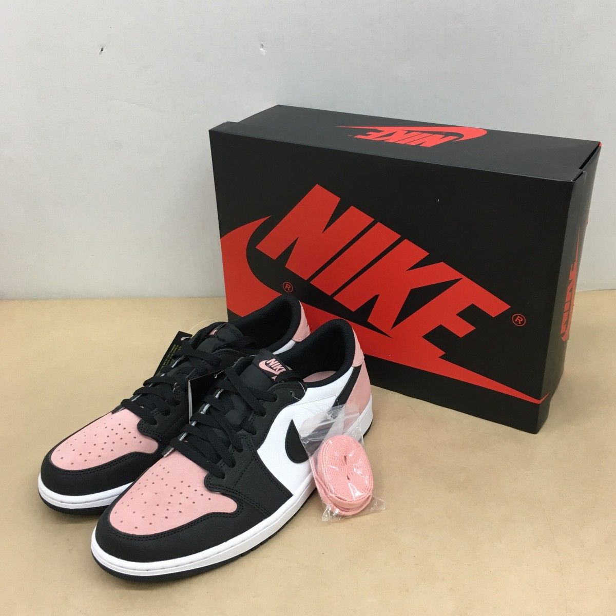 NIKE AIR JORDAN 1 LOW OG Bleached Coral CZ0790-061 サイズ