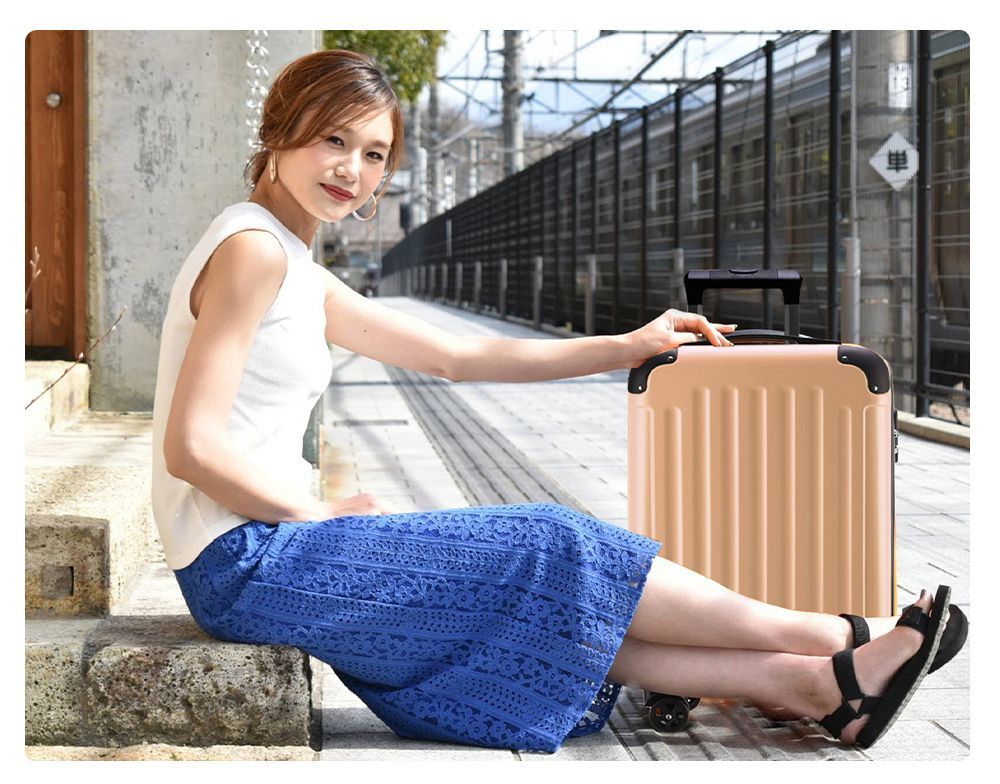 高評価なギフト 高品質スーツケース キャリーケース ホワイト Mサイズ STM-WH