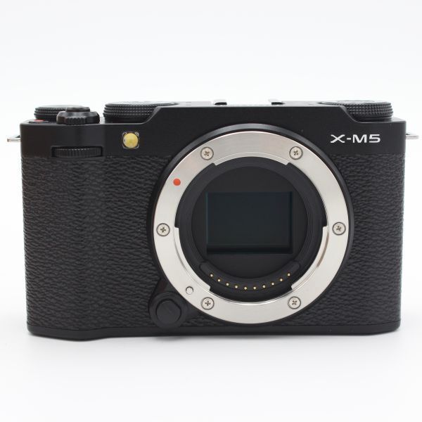 ショット数102枚！□ほぼ新品□ FUJIFILM ミラーレス一眼カメラ X-M5 