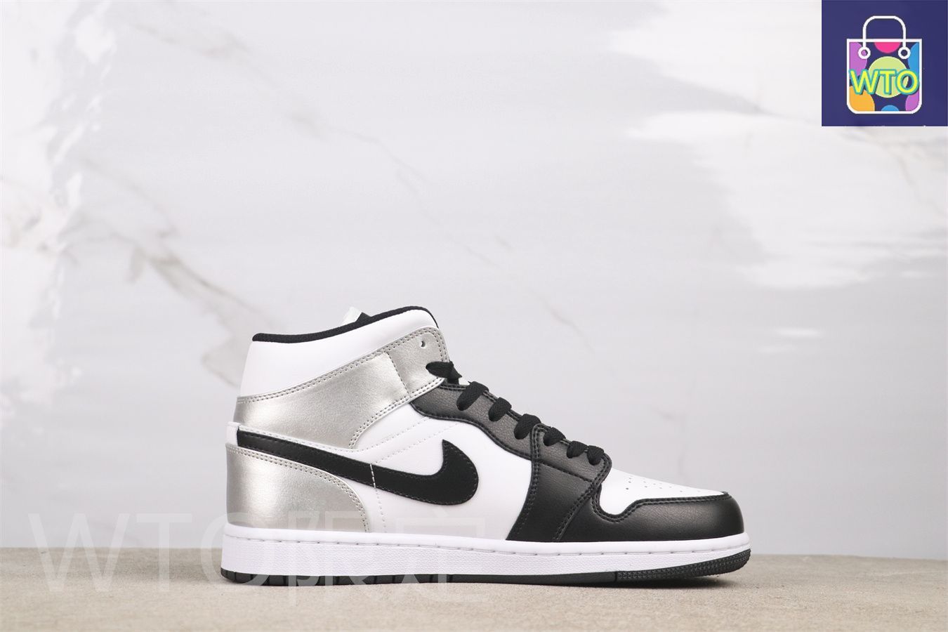 ジョーダン1代ミッドカットシリーズ ミッドカットブラックシルバー