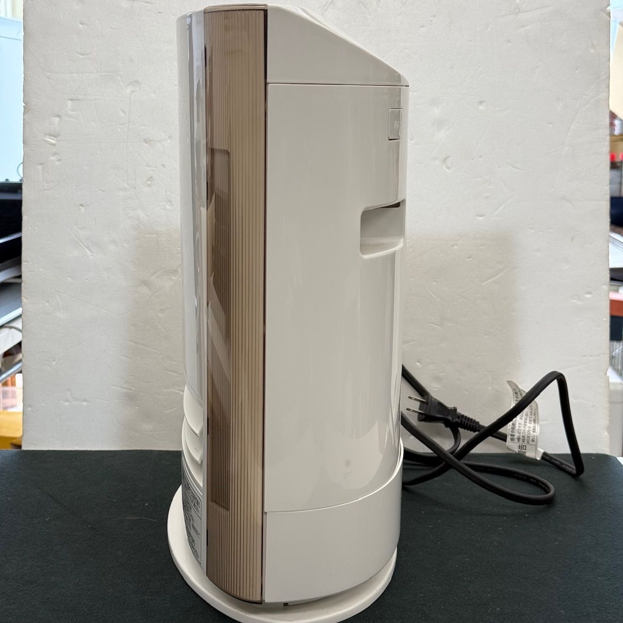【美品】Panasonic DS-FKS1202 加湿セラミックファンヒーター 概要 加湿機能付きセラミックファンヒーター DS-FKS1202 | 電気