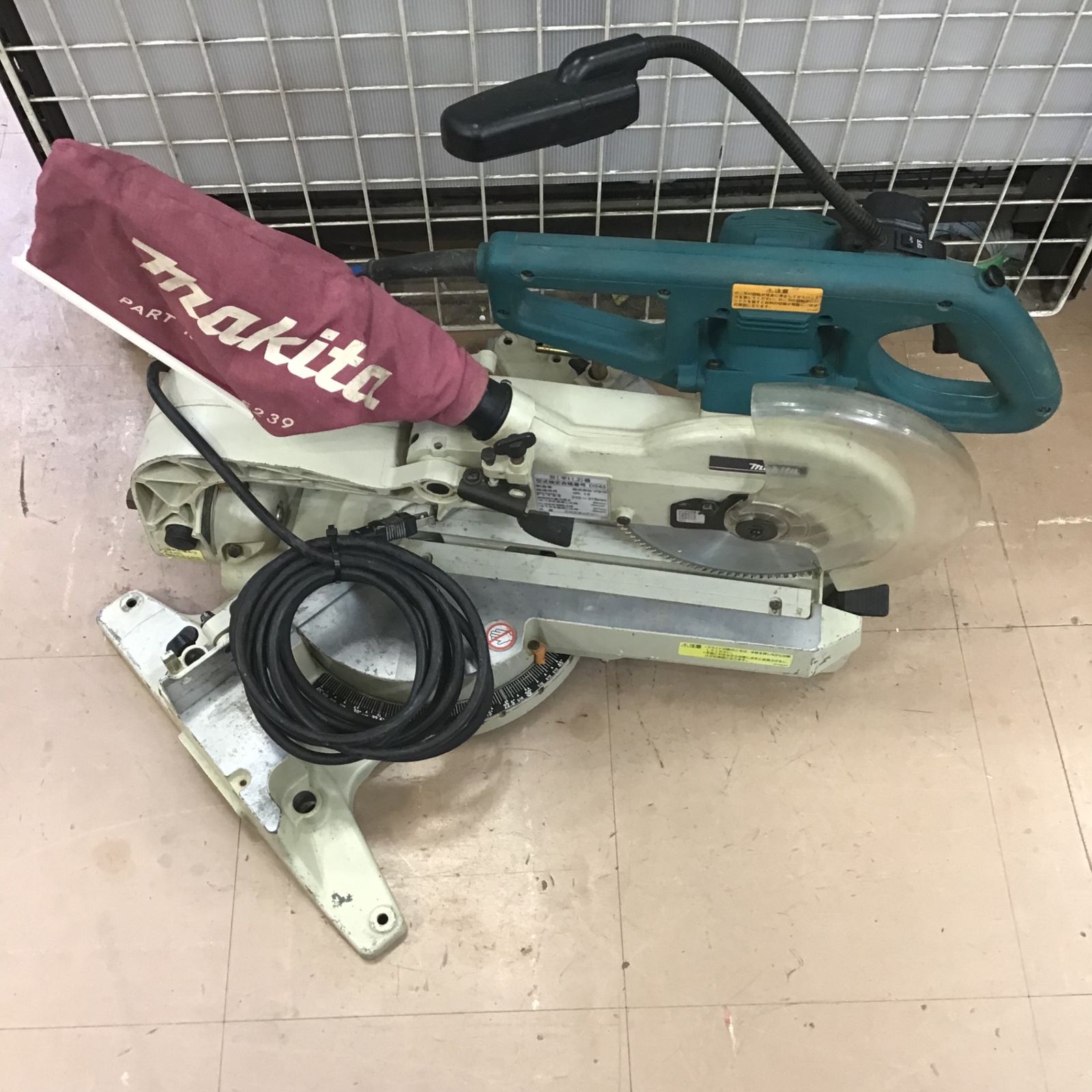〇マキタ makita 卓上スライド丸ノコ LS0812 草加店