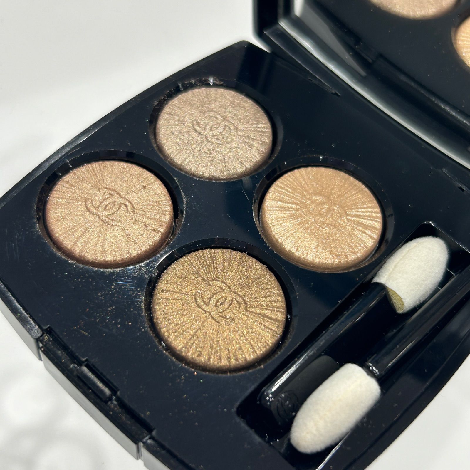 CHANEL レ キャトル オンブル747 メディテラネアン アイシャドウ