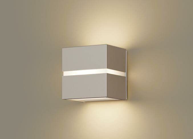 新品 壁直付型 電球色・拡散・防雨型 ポーチライト・勝手口灯 40形 ホワイト パナソニック(Panasonic) LSEW4072LE1