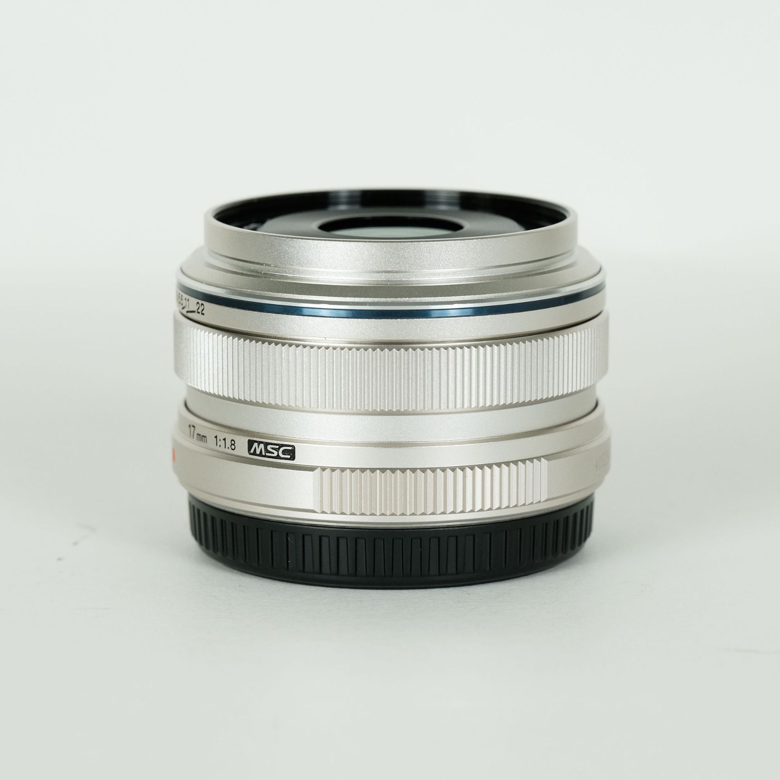 OLYMPUS M.ZUIKO DIGITAL 17mm F1.8 シルバー Amazon.co.jp: OM SYSTEM/オリンパス OLYMPUS 単焦点レンズ M