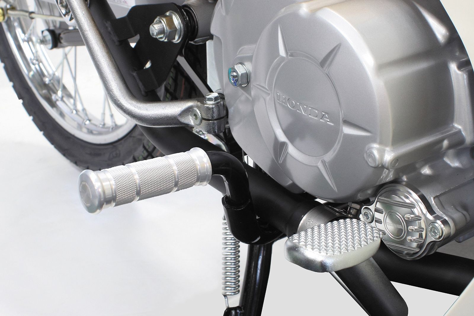 新品 スペシャルパーツ武川 アルミステップバーキット シルバー スーパーカブ50/50プロ/110/110プロ 06-13-0072