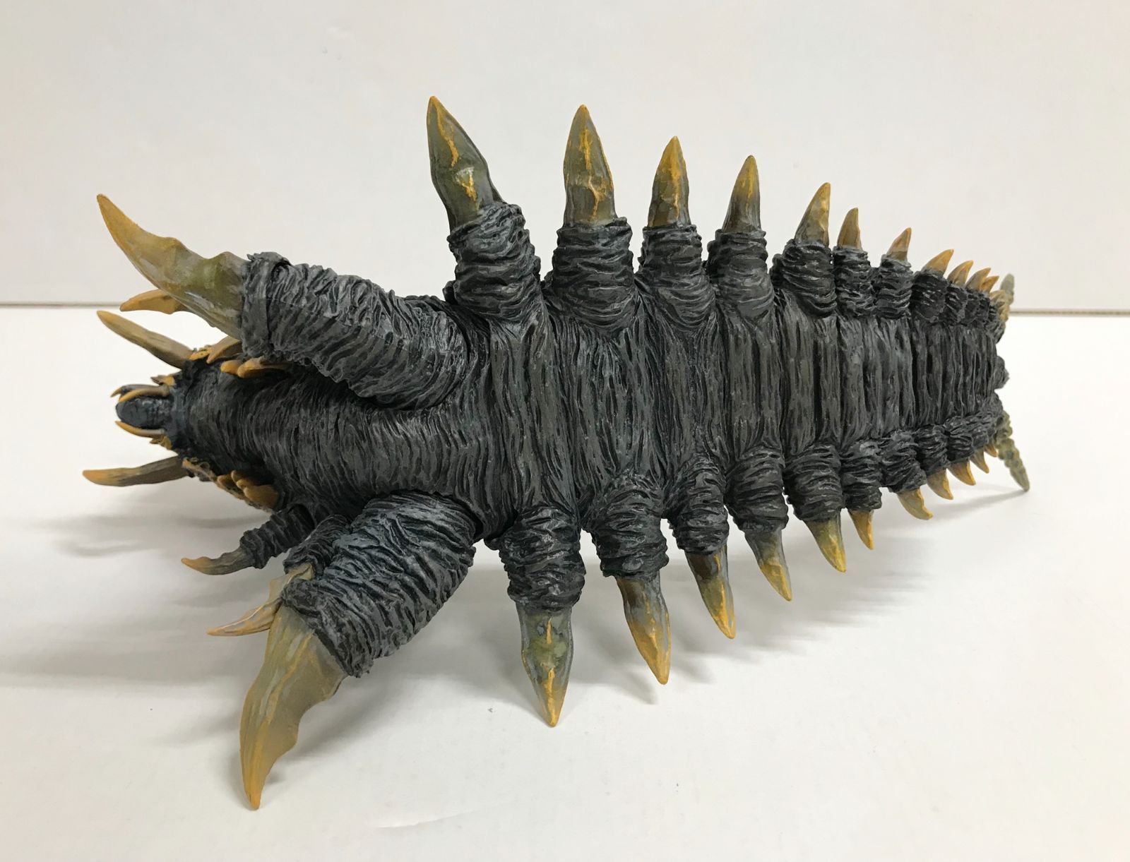 30.【開封】S.H.MonsterArts バトラ(成虫)＆バトラ(幼虫