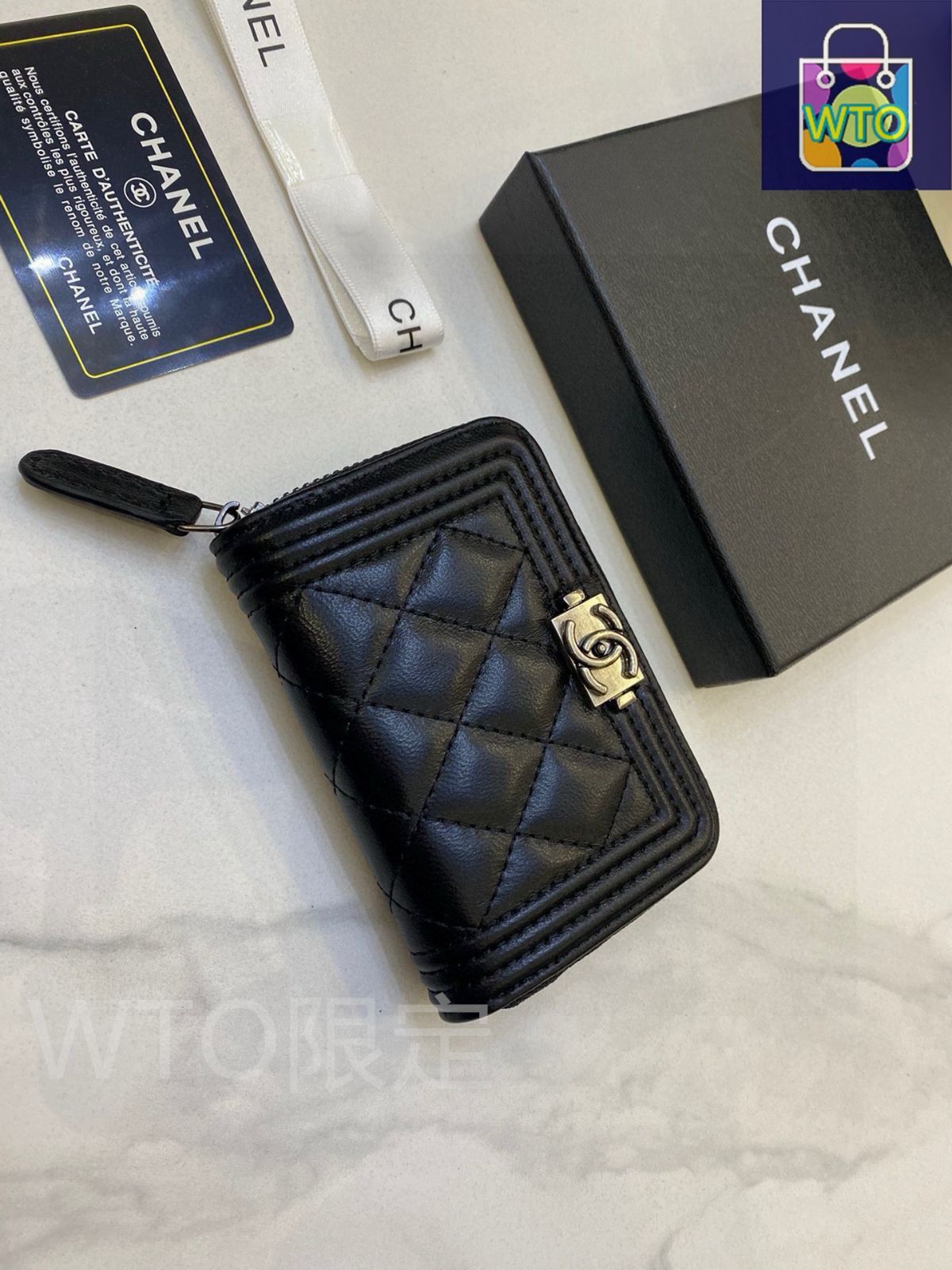 関税無_魅了のネイビー_CHANEL_フラグメント_財布_カード_コイン お札やコインがしっかり入る!【CHANEL】フラグメントケース