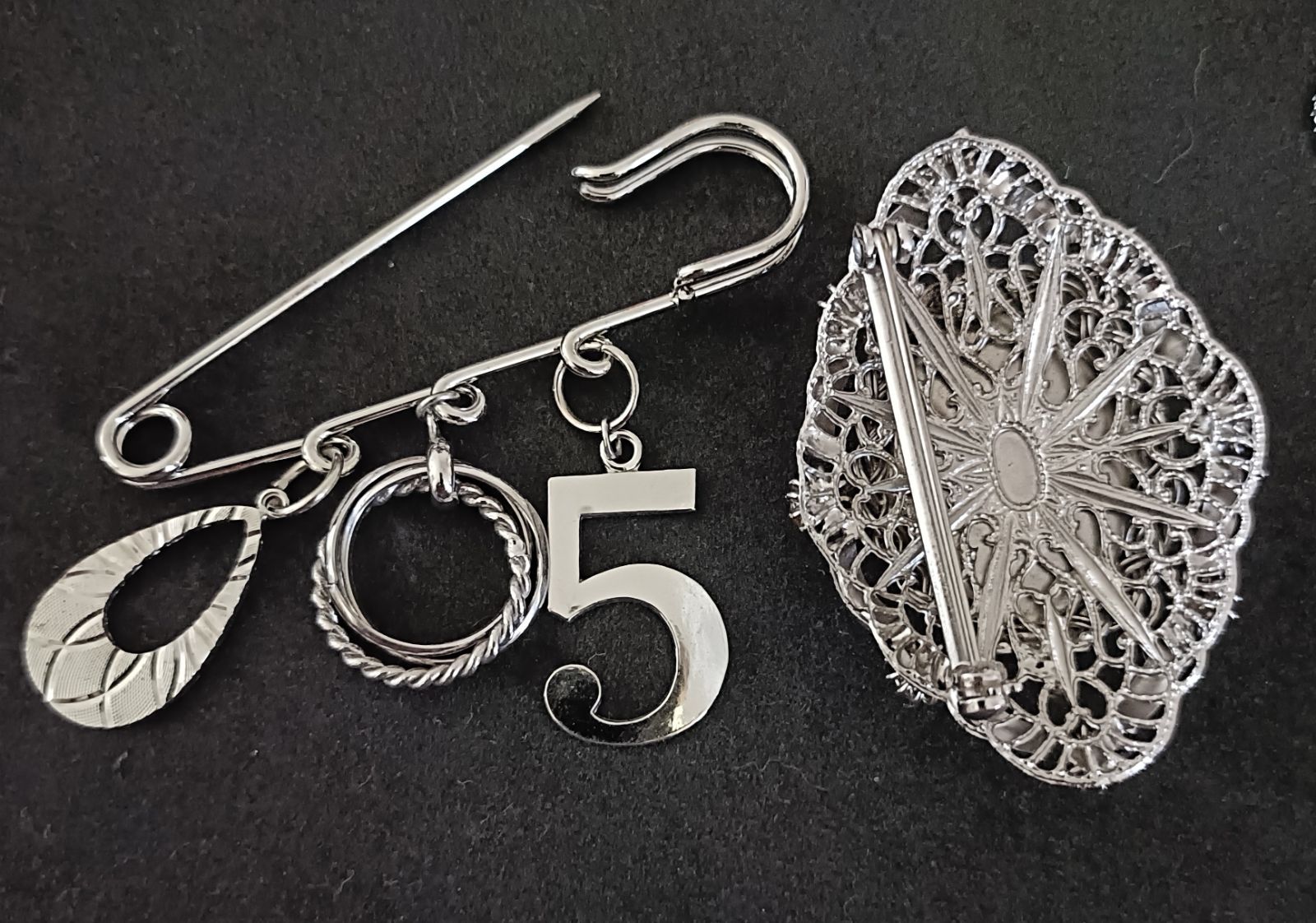 シルバーアクセサリー まとめ売り - メルカリ