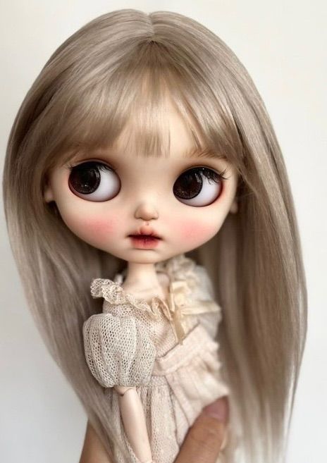ブライス ウィッグ モヘアウィッグ 海外作家 アッシュ系 ロング