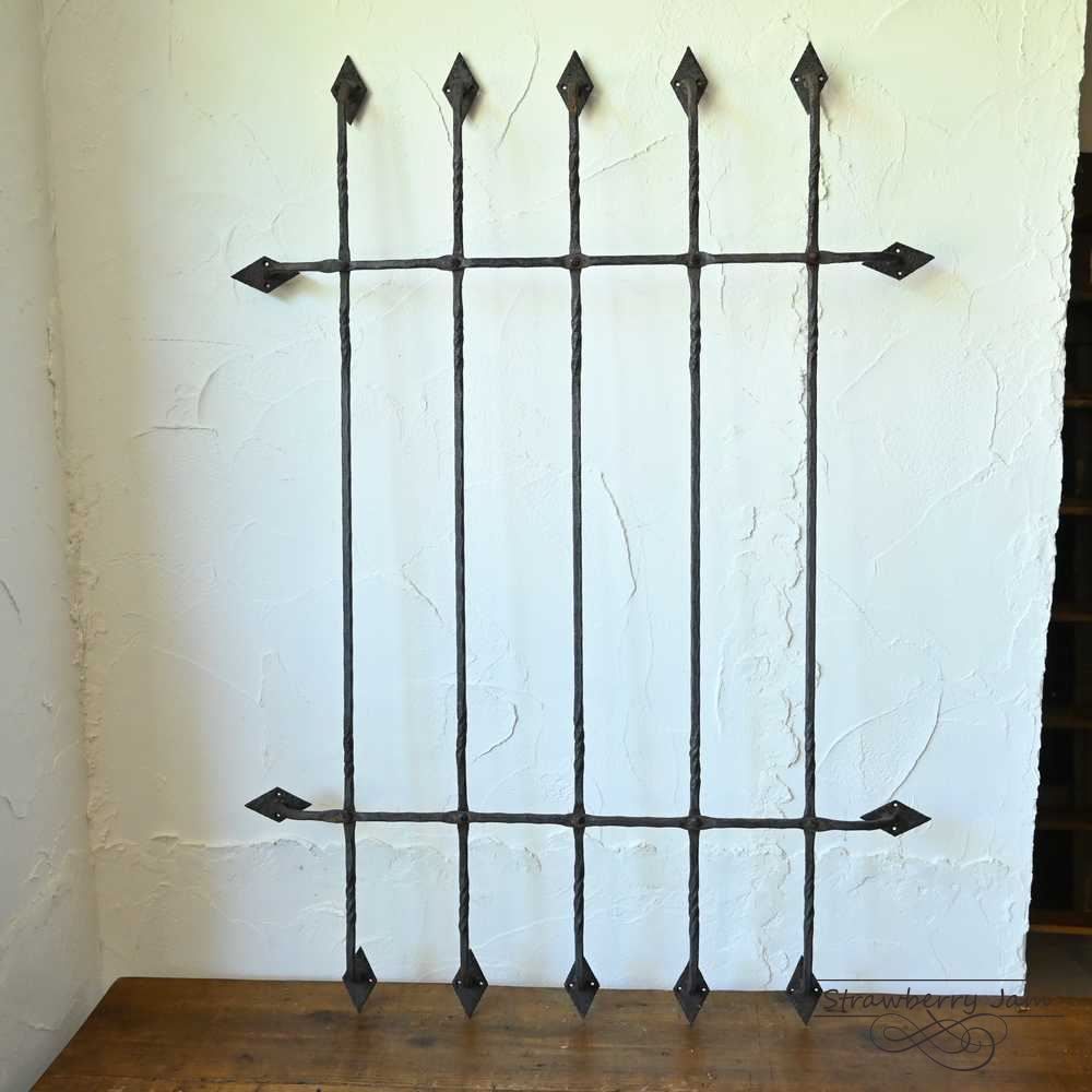 IGA-38 英国アンティーク イングリッシュガーデン アイアンゲート ガーデン 庭造り アイアン 壁掛け オーナメント イギリス