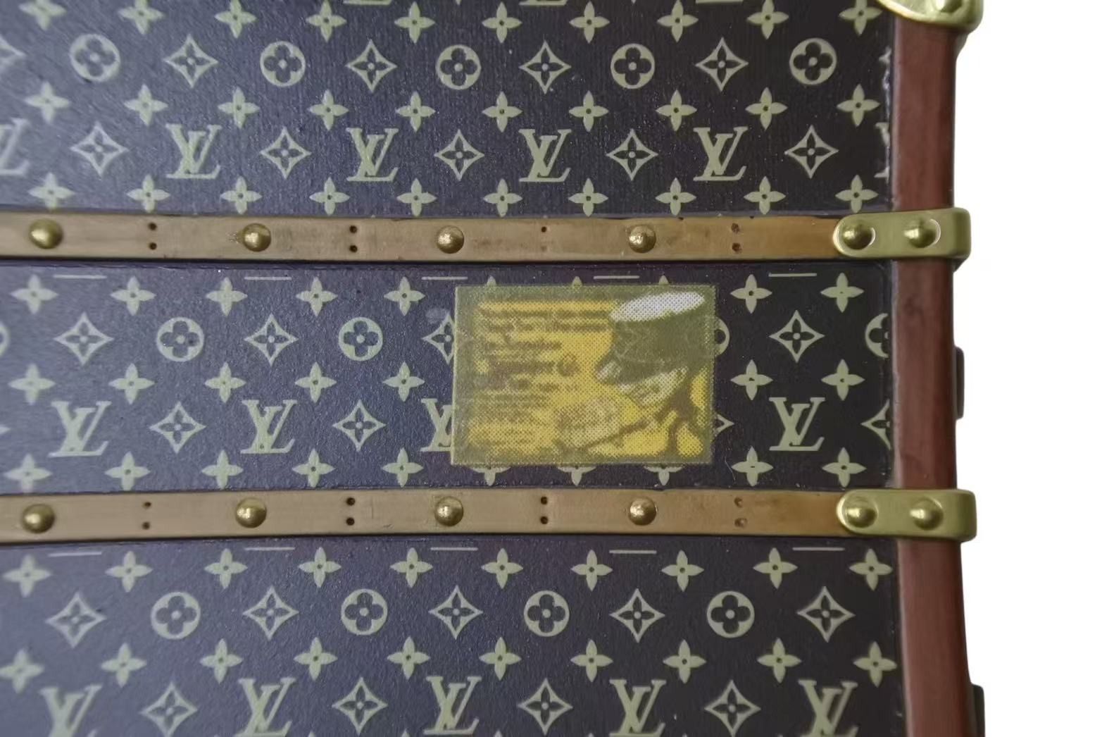 LOUIS VUITTON LV ミスフランス M99408 ペーパーウェイト LOUIS