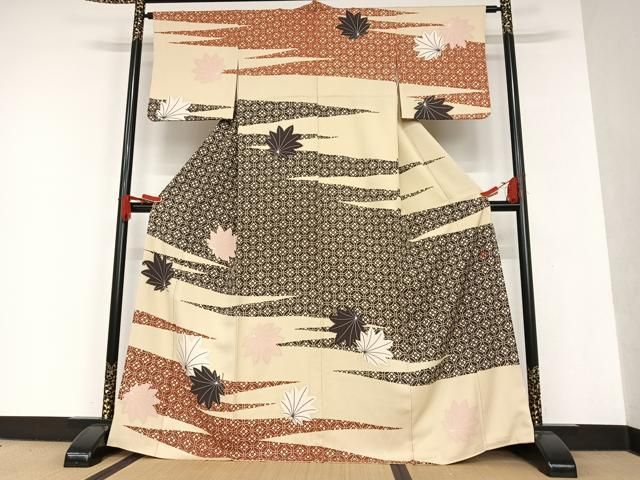 平和屋着物●染色の魔術師　染乃座・大久保玄才　そめのざ玄才　訪問着　舞花文　桜シルエット　正絹　逸品　AABC4913zg 平和屋着物○染色の魔術師 染乃座・大久保玄才 そめのざ玄才 訪問着