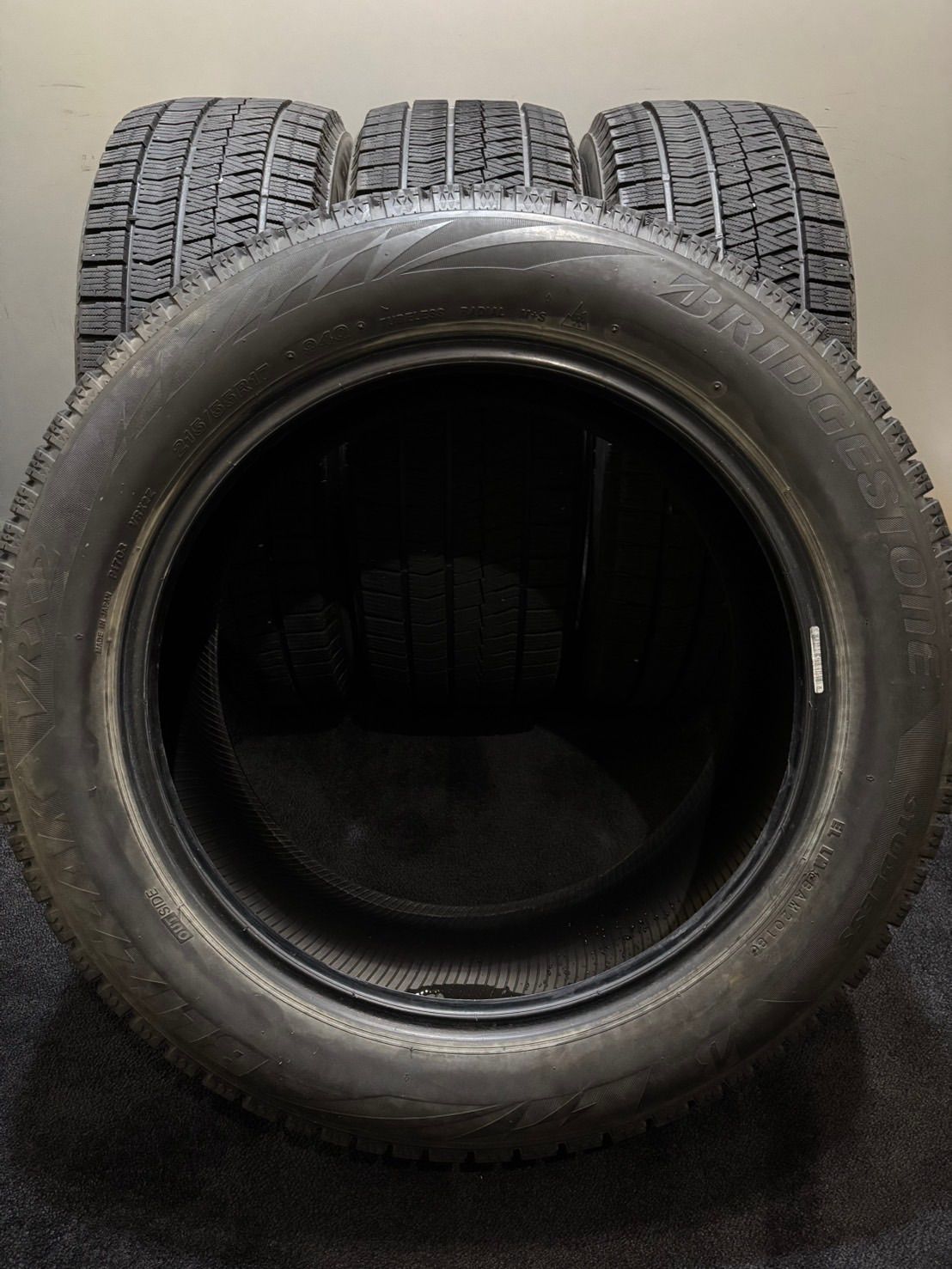 推奨される 215|55R17 BRIDGESTONE|VRX2 18年製 スタッドレス 4本 ブリヂストン ブリザック クラウン ヴェゼル CX-3 4-K384 お試しください！