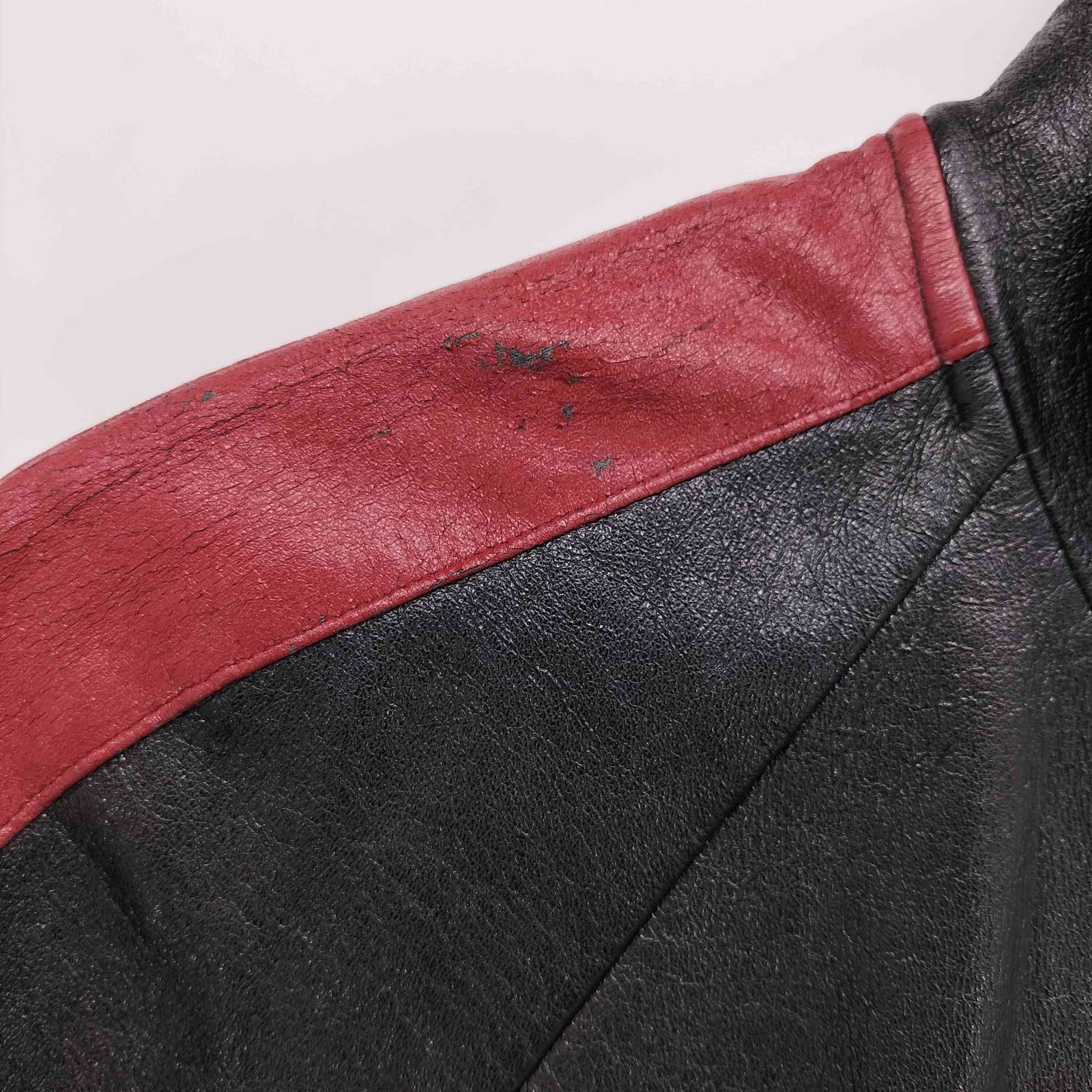 【vaporize / ヴェイパライズ】レザージャケット VAPORIZE（ヴェイパライズ）の「VAPORIZE / Varsity Jacket