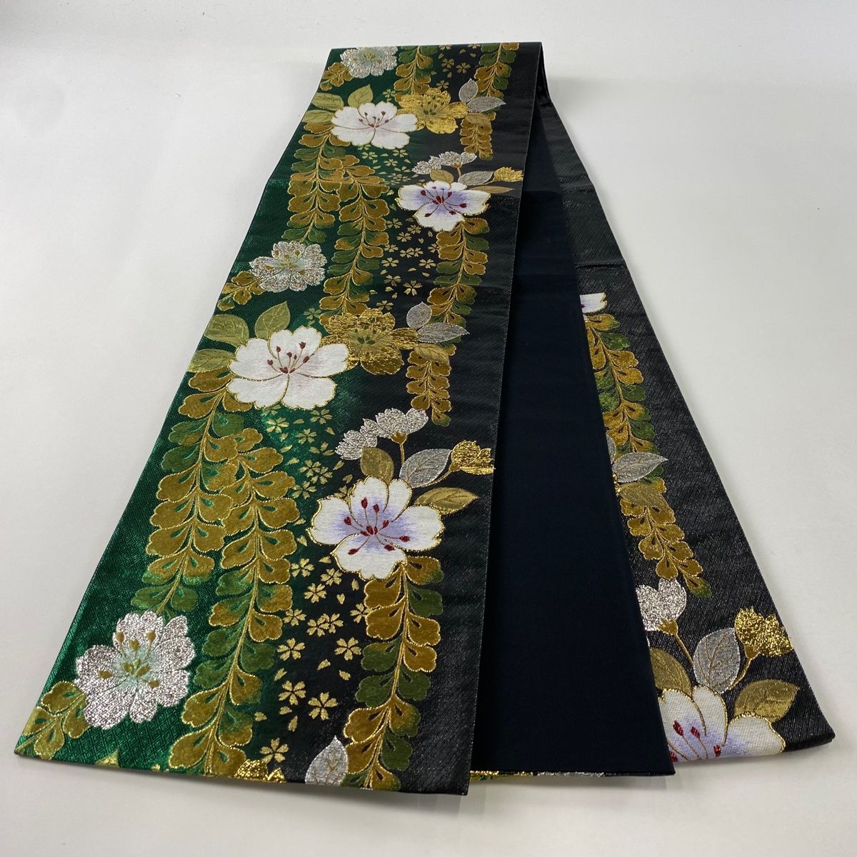 袋帯 秀品 振袖向き 草花 桜 金銀糸 箔 緑 六通 正絹 【中古
