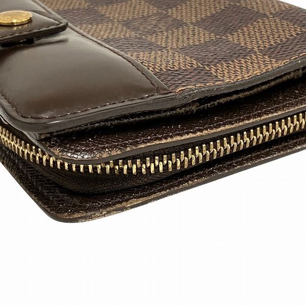Vuitton