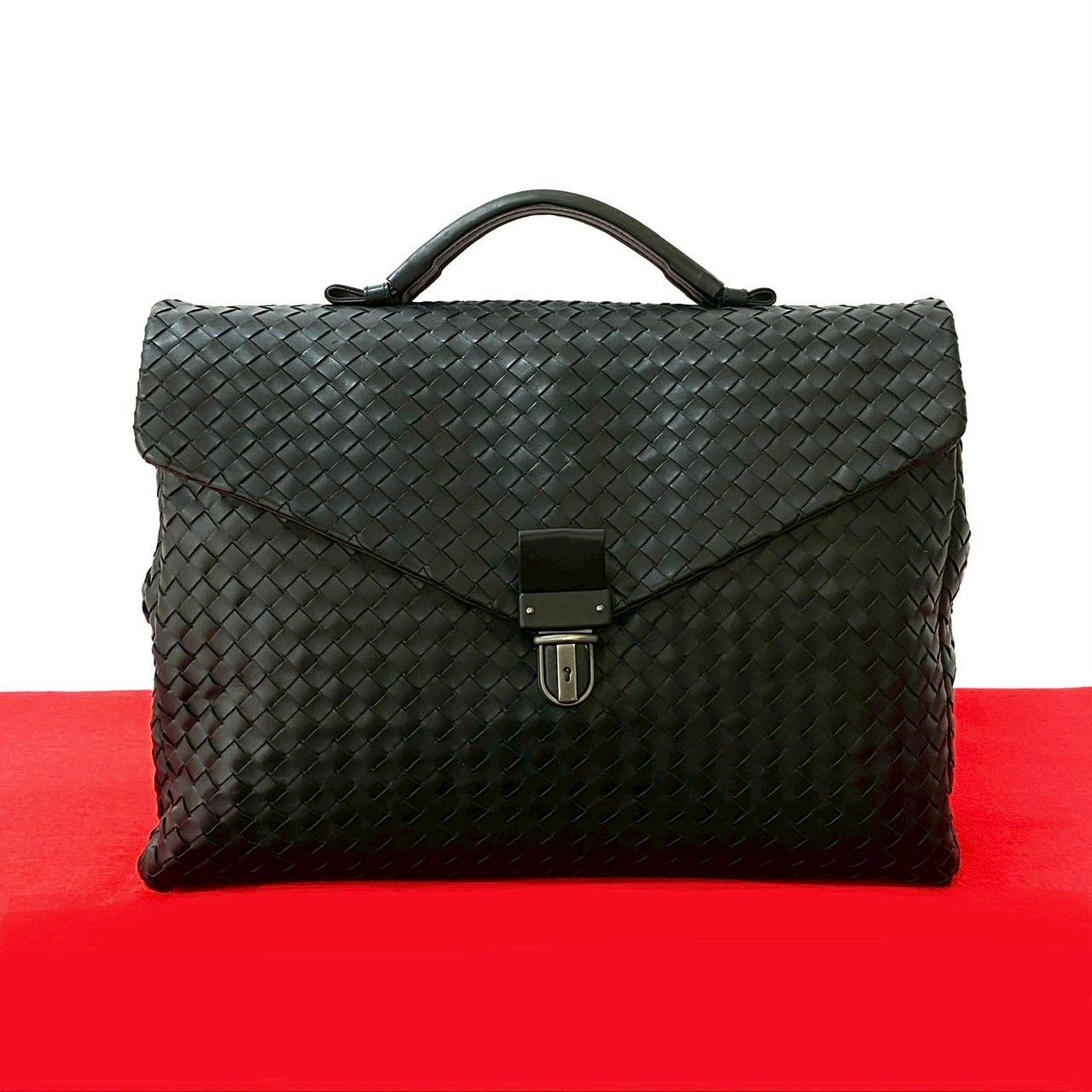 極 美品 BOTTEGA VENETA ボッテガヴェネタ イントレチャート レザー 本