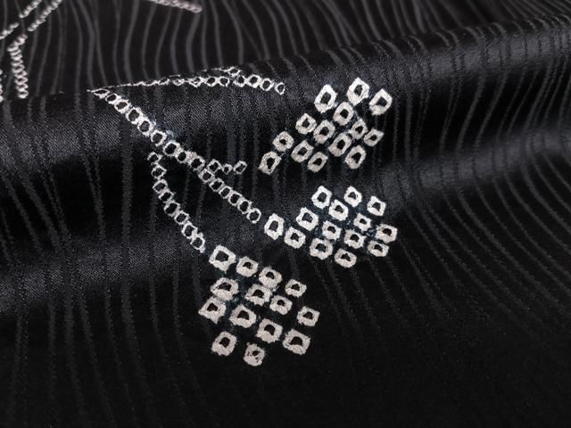 平和屋着物○訪問着 絞り 草花文 黒地 ますいわ屋扱い 正絹 逸品