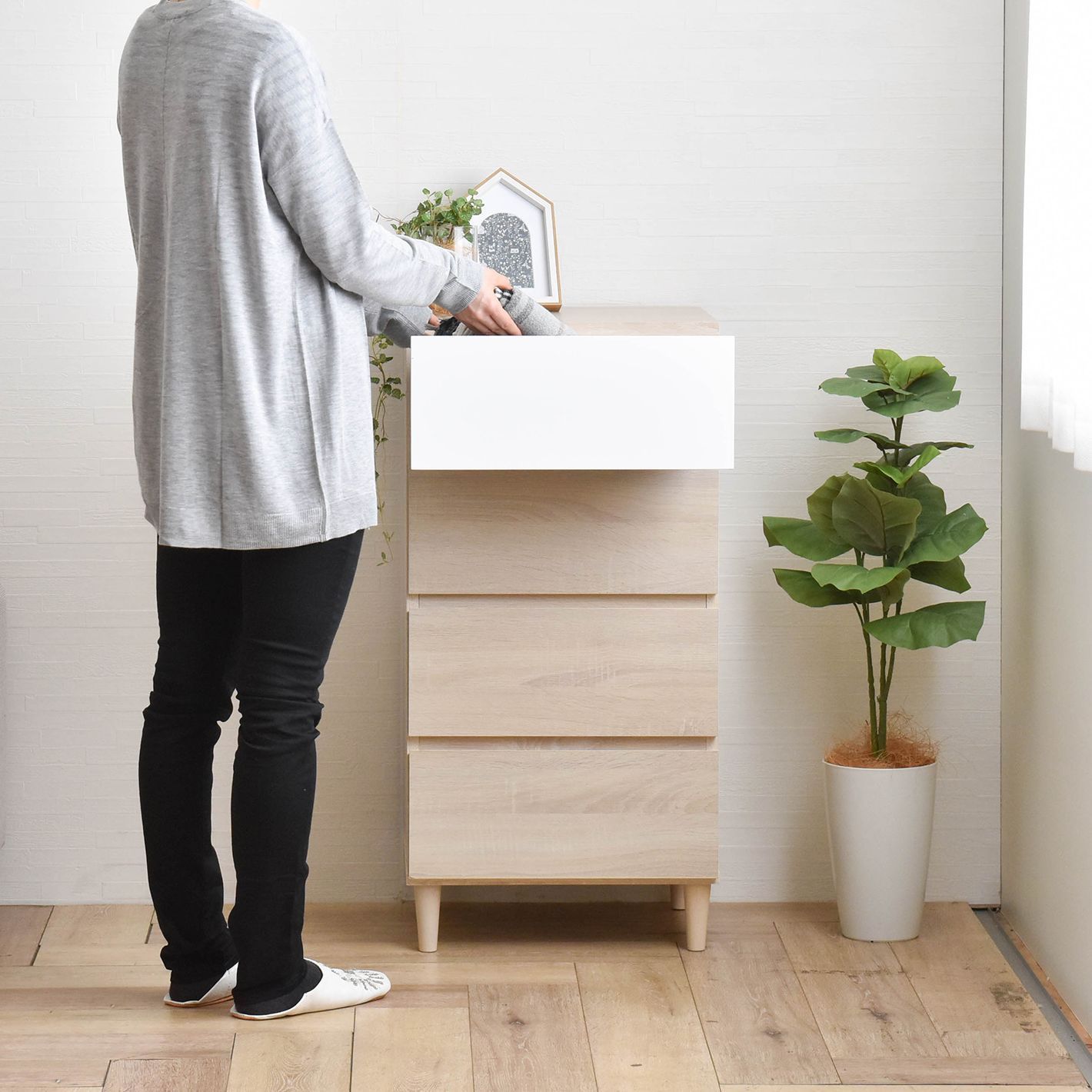 木製 スリムチェスト 幅45cm リビング収納 収納家具 キャビネット チェスト 洋服収納 1人暮らし 姫系 MARWIL-DEMENAGEMENTS_CH