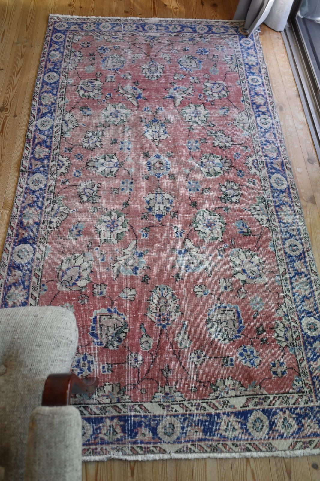 トルコ ヴィンテージラグ フローラル