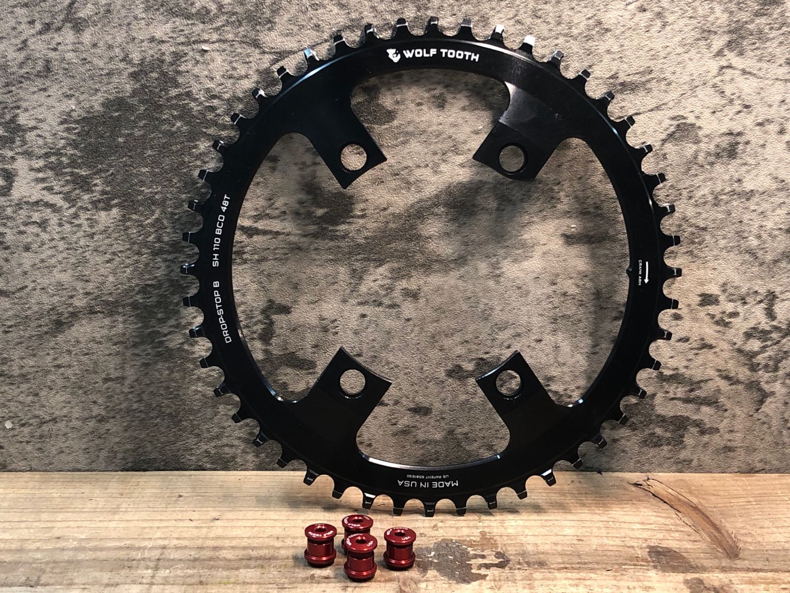 WOLF TOOTH PCD110 ナローワイド 34T 新品 WOLF TOOTH PCD110 ナローワイド 34T 新品 WOLF TOOTH PCD110