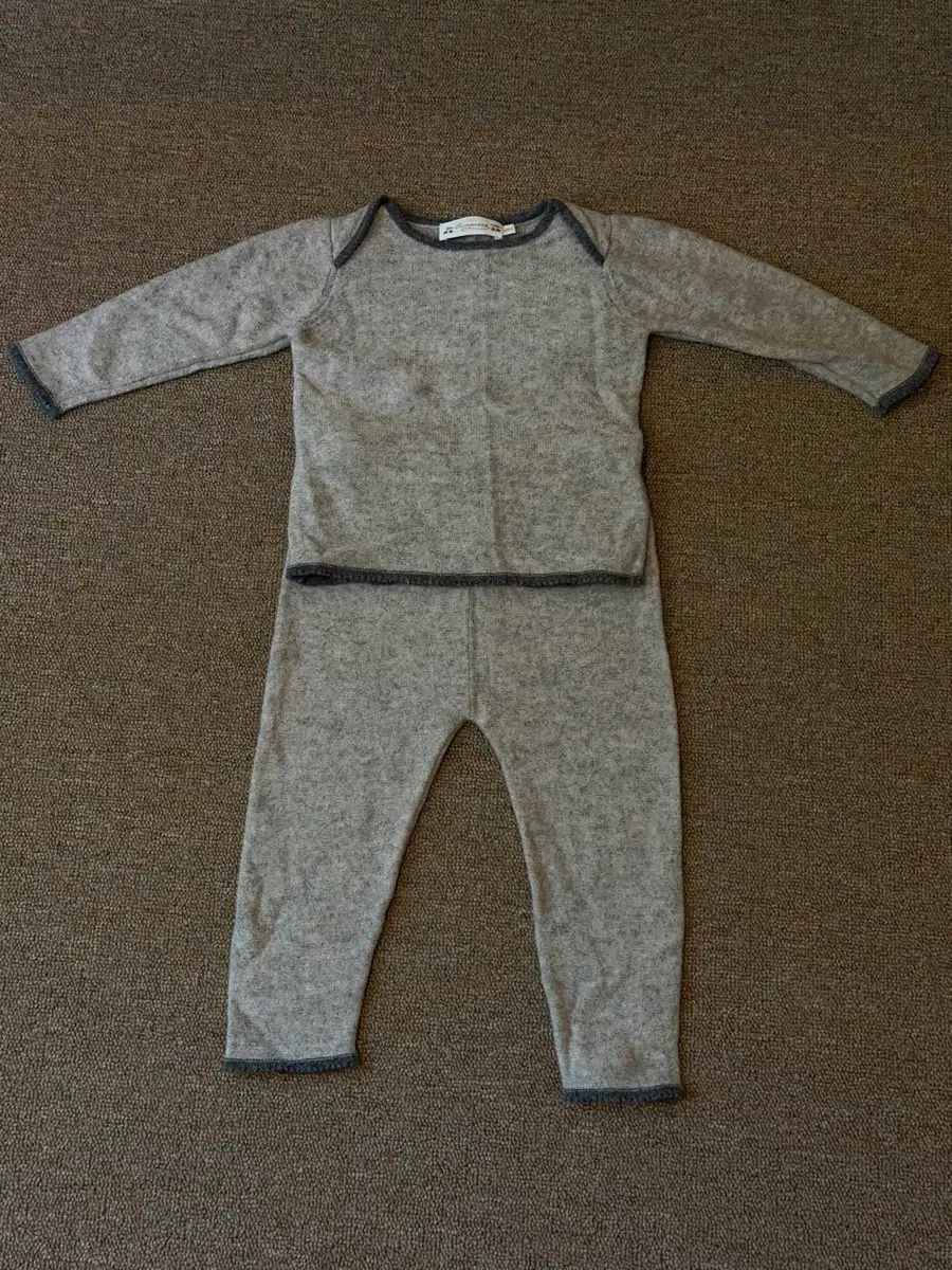 一回着用 ボンポワン カシミア セットアップ 18m
